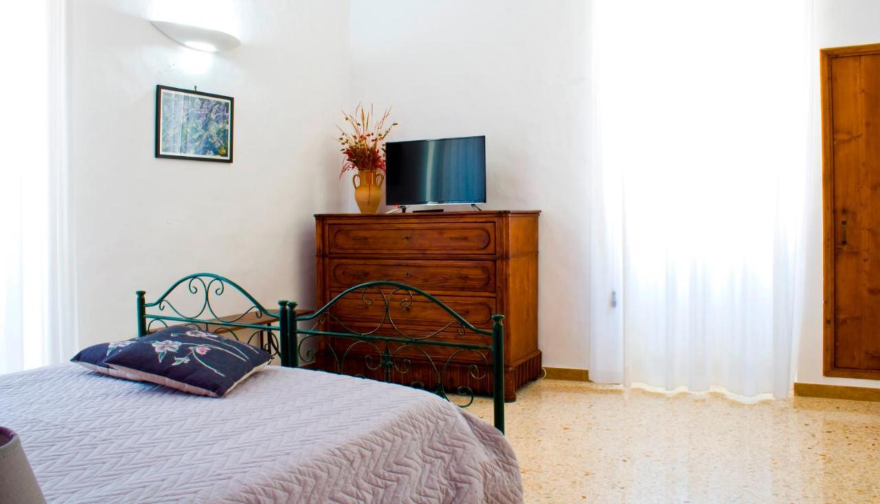 Residenza Santa Lucia B&B Galatone Esterno foto